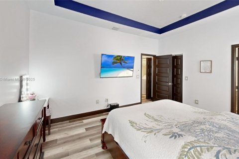 Townhouse in Miami Lakes, Florida 3 bedrooms, 147.53 sq.m. № 1943778 - photo 19