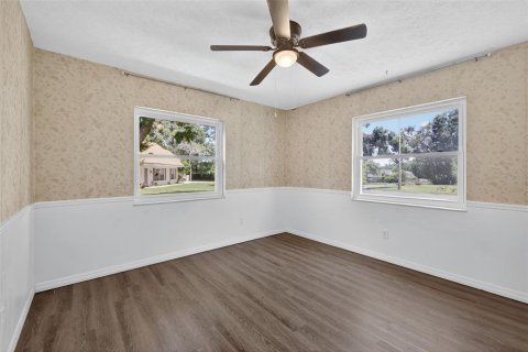 House in Valrico, Florida 5 bedrooms, 257.71 sq.m. № 1870551 - photo 23