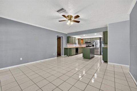 House in Valrico, Florida 5 bedrooms, 257.71 sq.m. № 1870551 - photo 16