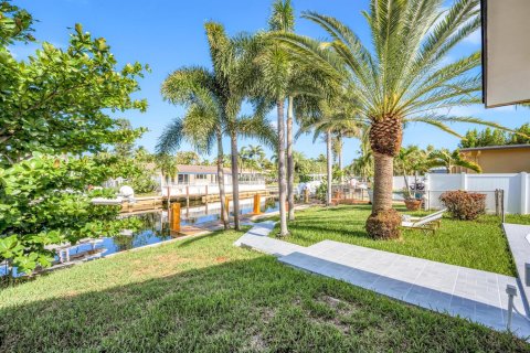 Villa ou maison à vendre à Pompano Beach, Floride: 3 chambres, 139.17 m2 № 2146924 - photo 12