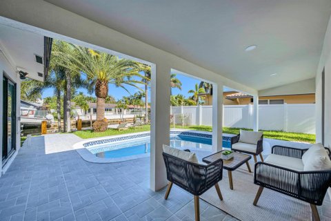 Villa ou maison à vendre à Pompano Beach, Floride: 3 chambres, 139.17 m2 № 2146924 - photo 16