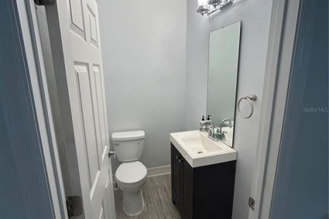 Townhouse in Tampa, Florida 3 bedrooms, 169.64 sq.m. № 1911178 - photo 18