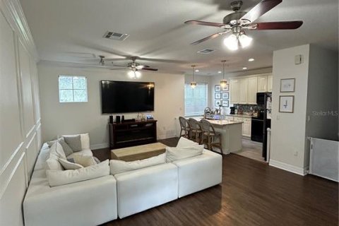 Townhouse in Tampa, Florida 3 bedrooms, 169.64 sq.m. № 1911178 - photo 12