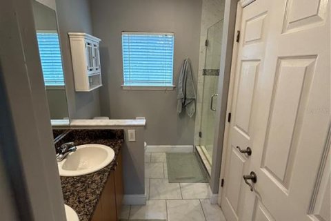 Townhouse in Tampa, Florida 3 bedrooms, 169.64 sq.m. № 1911178 - photo 26