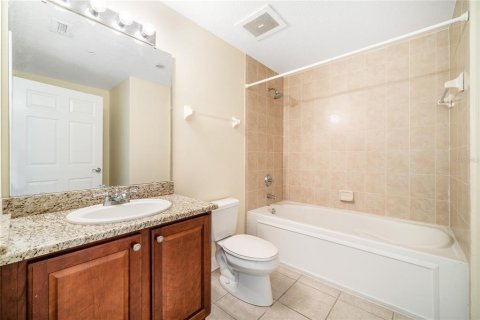 Condo in Sanford, Florida, 3 bedrooms  № 1732906 - photo 15