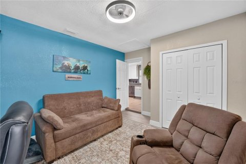 House in Tavares, Florida 3 bedrooms, 125.05 sq.m. № 2342359 - photo 13