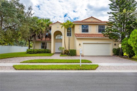 Casa en venta en Pembroke Pines, Florida, 5 dormitorios, 254.74 m2 № 1849345 - foto 15