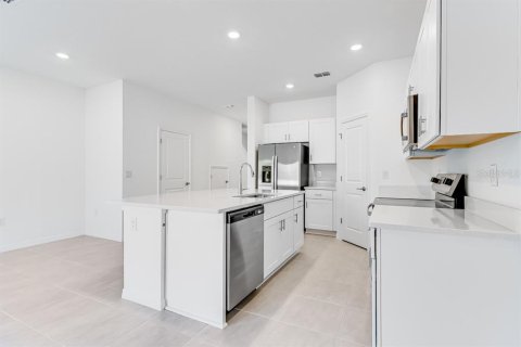 Townhouse in Edgewater, Florida 3 bedrooms, 127.55 sq.m. № 1614093 - photo 7