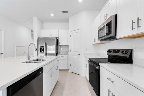 Townhouse in Edgewater, Florida 3 bedrooms, 127.55 sq.m. № 1614093 - photo 8