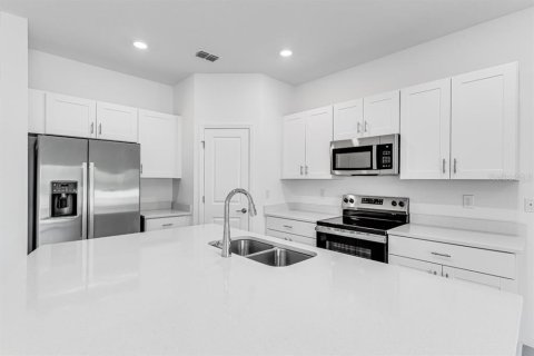 Townhouse in Edgewater, Florida 3 bedrooms, 127.55 sq.m. № 1614093 - photo 6