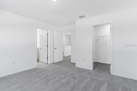 Townhouse in Edgewater, Florida 3 bedrooms, 127.55 sq.m. № 1614093 - photo 15