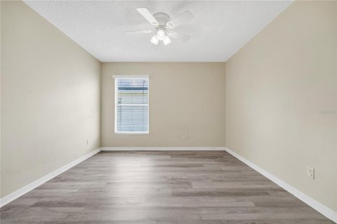 House in Davenport, Florida 3 bedrooms, 151.43 sq.m. № 2098086 - photo 27