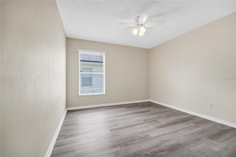 House in Davenport, Florida 3 bedrooms, 151.43 sq.m. № 2098086 - photo 26