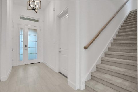 Купить виллу или дом в Порт-Оранж, Флорида 8 комнат, 246.28м2, № 2217856 - фото 2