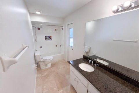 Casa en venta en Orlando, Florida, 4 dormitorios, 213.12 m2 № 2384295 - foto 11