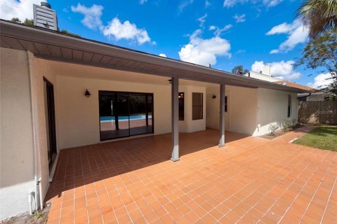 Casa en venta en Orlando, Florida, 4 dormitorios, 213.12 m2 № 2384295 - foto 18