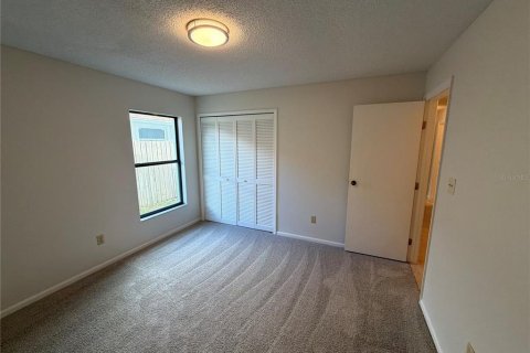 Casa en venta en Orlando, Florida, 4 dormitorios, 213.12 m2 № 2384295 - foto 15