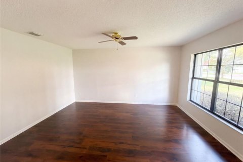 Casa en venta en Orlando, Florida, 4 dormitorios, 213.12 m2 № 2384295 - foto 6
