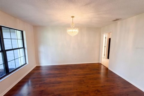 Casa en venta en Orlando, Florida, 4 dormitorios, 213.12 m2 № 2384295 - foto 8