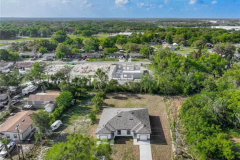 Apartment in Apopka, Florida 3 bedrooms, 116.13 sq.m. № 2212386 - photo 2