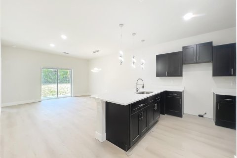 Apartment in Apopka, Florida 3 bedrooms, 116.13 sq.m. № 2212386 - photo 9