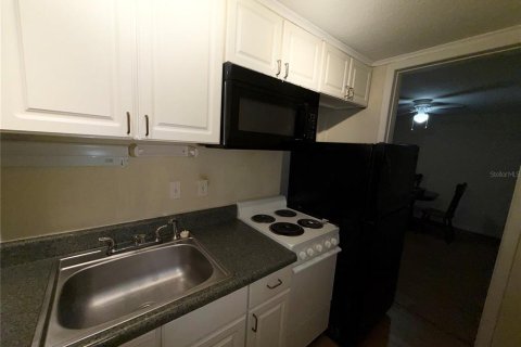 Copropriété à louer à Gainesville, Floride: 1 chambre, 50.91 m2 № 2413583 - photo 9