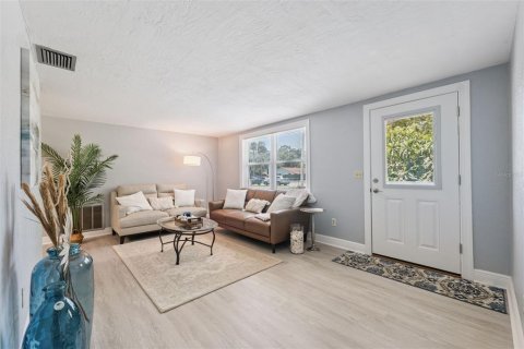 Villa ou maison à vendre à Port Richey, Floride: 2 chambres, 111.58 m2 № 1855471 - photo 9