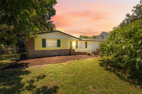 Villa ou maison à vendre à Port Richey, Floride: 2 chambres, 111.58 m2 № 1855471 - photo 1