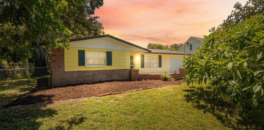 Casa en Port Richey, Florida 2 dormitorios, 111.58 m2 № 1855471