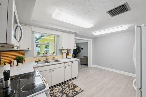 Villa ou maison à vendre à Port Richey, Floride: 2 chambres, 111.58 m2 № 1855471 - photo 16