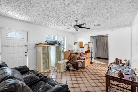 Купить виллу или дом в Майами, Флорида 4 спальни, 155.43м2, № 1700553 - фото 4