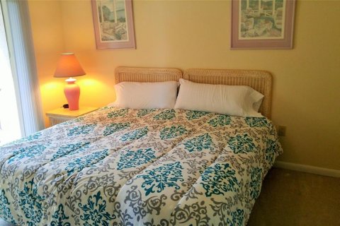 Condo in Sarasota, Florida, 2 bedrooms  № 2232916 - photo 8