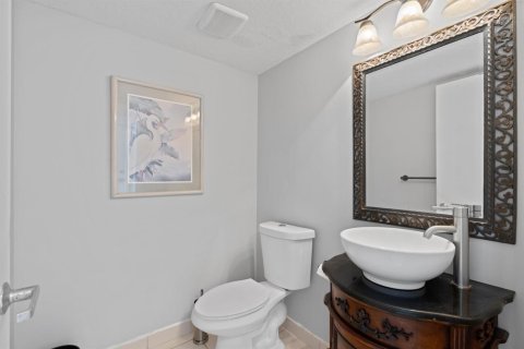 Condo in South Palm Beach, Florida, 3 bedrooms  № 2177087 - photo 12