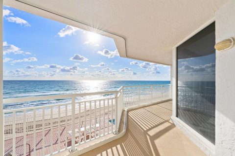 Condo in South Palm Beach, Florida, 3 bedrooms  № 2177087 - photo 4