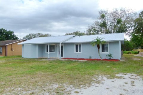 House in Okeechobee, Florida 3 bedrooms, 124.3 sq.m. № 1529350 - photo 3
