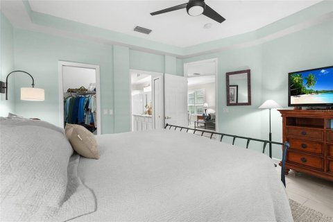 House in Sarasota, Florida 2 bedrooms, 135.17 sq.m. № 1910971 - photo 20