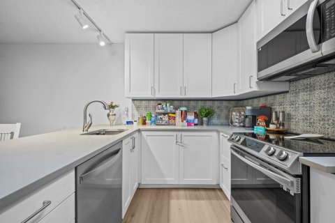 Touwnhouse à West Palm Beach, Floride 2 chambres, 114.83 m2 № 2432860