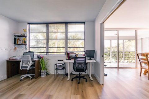 Condominio en venta en Pompano Beach, Florida, 3 dormitorios, 150.5 m2 № 2020733 - foto 17