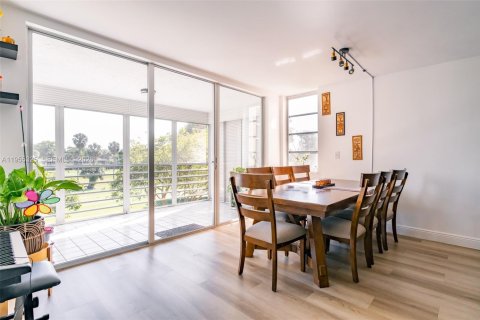 Condominio en venta en Pompano Beach, Florida, 3 dormitorios, 150.5 m2 № 2020733 - foto 5