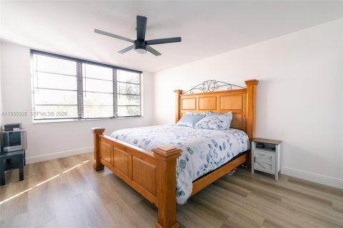 Condominio en venta en Pompano Beach, Florida, 3 dormitorios, 150.5 m2 № 2020733 - foto 25