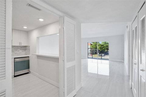 Copropriété à vendre à Lauderhill, Floride: 1 chambre, 72.74 m2 № 1972030 - photo 12