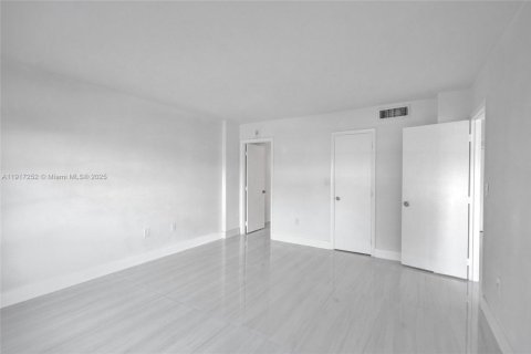 Copropriété à vendre à Lauderhill, Floride: 1 chambre, 72.74 m2 № 1972030 - photo 23