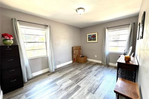 Купить виллу или дом в Лейкленд, Флорида 5 комнат, 110.09м2, № 1566981 - фото 15