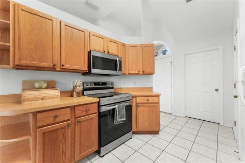 Villa ou maison à vendre à Sorrento, Floride: 3 chambres, 142.88 m2 № 1903923 - photo 27