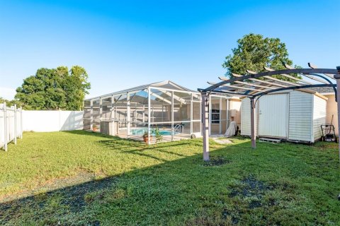 House in New Port Richey, Florida 2 bedrooms, 116.22 sq.m. № 1848538 - photo 28