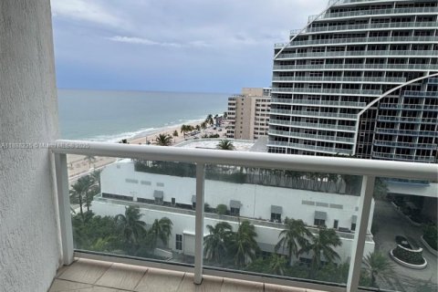 Hôtel, hôtellerie à vendre à Fort Lauderdale, Floride: 1 chambre, 49.52 m2 № 1938869 - photo 4
