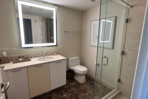 Hôtel, hôtellerie à vendre à Fort Lauderdale, Floride: 1 chambre, 49.52 m2 № 1938869 - photo 14