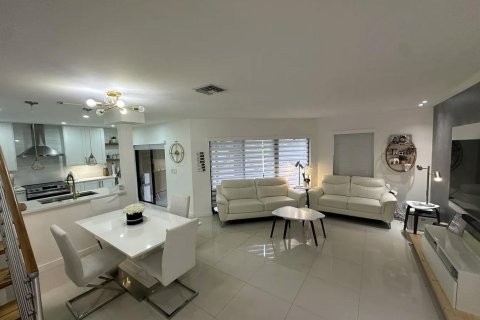 Touwnhouse à Plantation, Floride 3 chambres, 139.35 m2 № 2422320