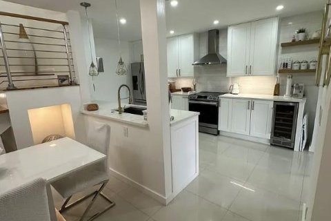 Touwnhouse à louer à Plantation, Floride: 3 chambres, 139.35 m2 № 2422320 - photo 3