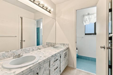 Villa ou maison à vendre à Boca Raton, Floride: 4 chambres, 179.58 m2 № 2384964 - photo 17